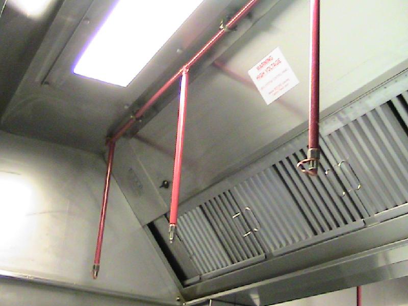 如何安裝廚房排煙自動滅火裝置【深圳勤建清潔服務(wù)有限公司】